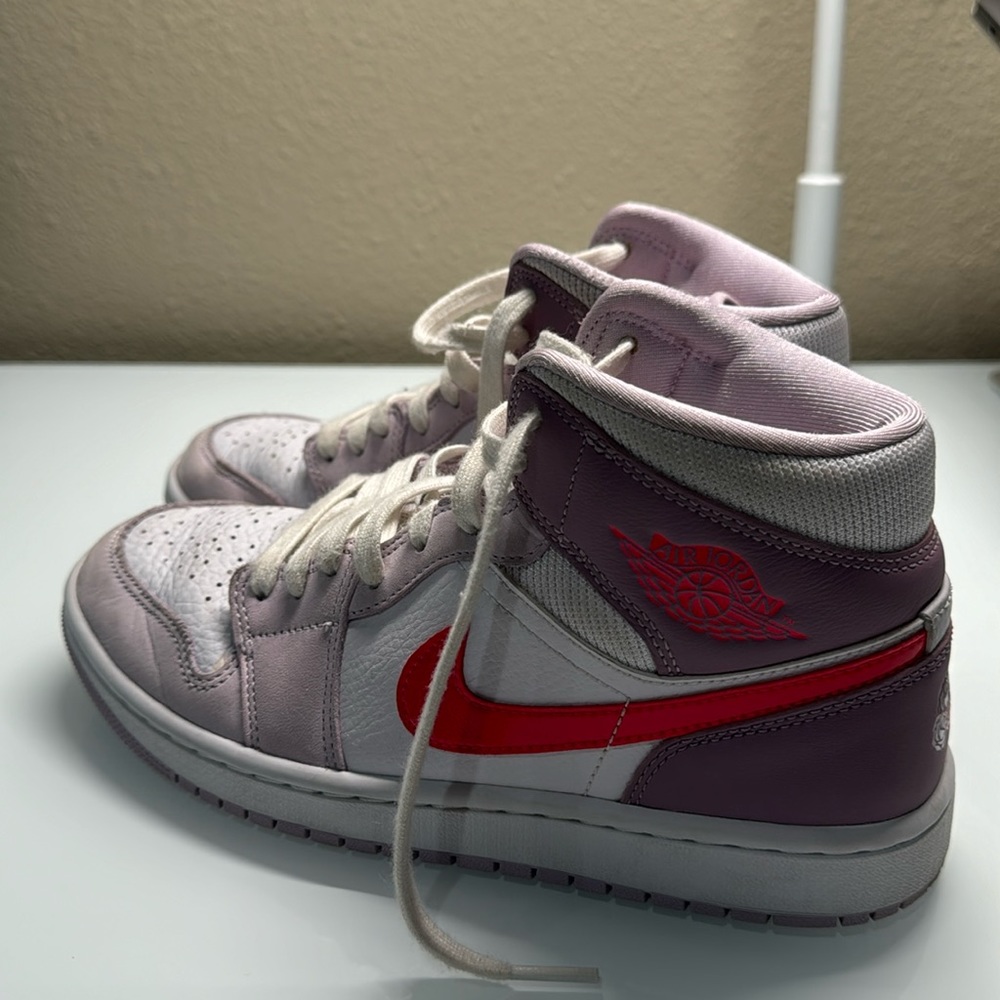 Nike Valentine Air Jordan Highs size 8.5